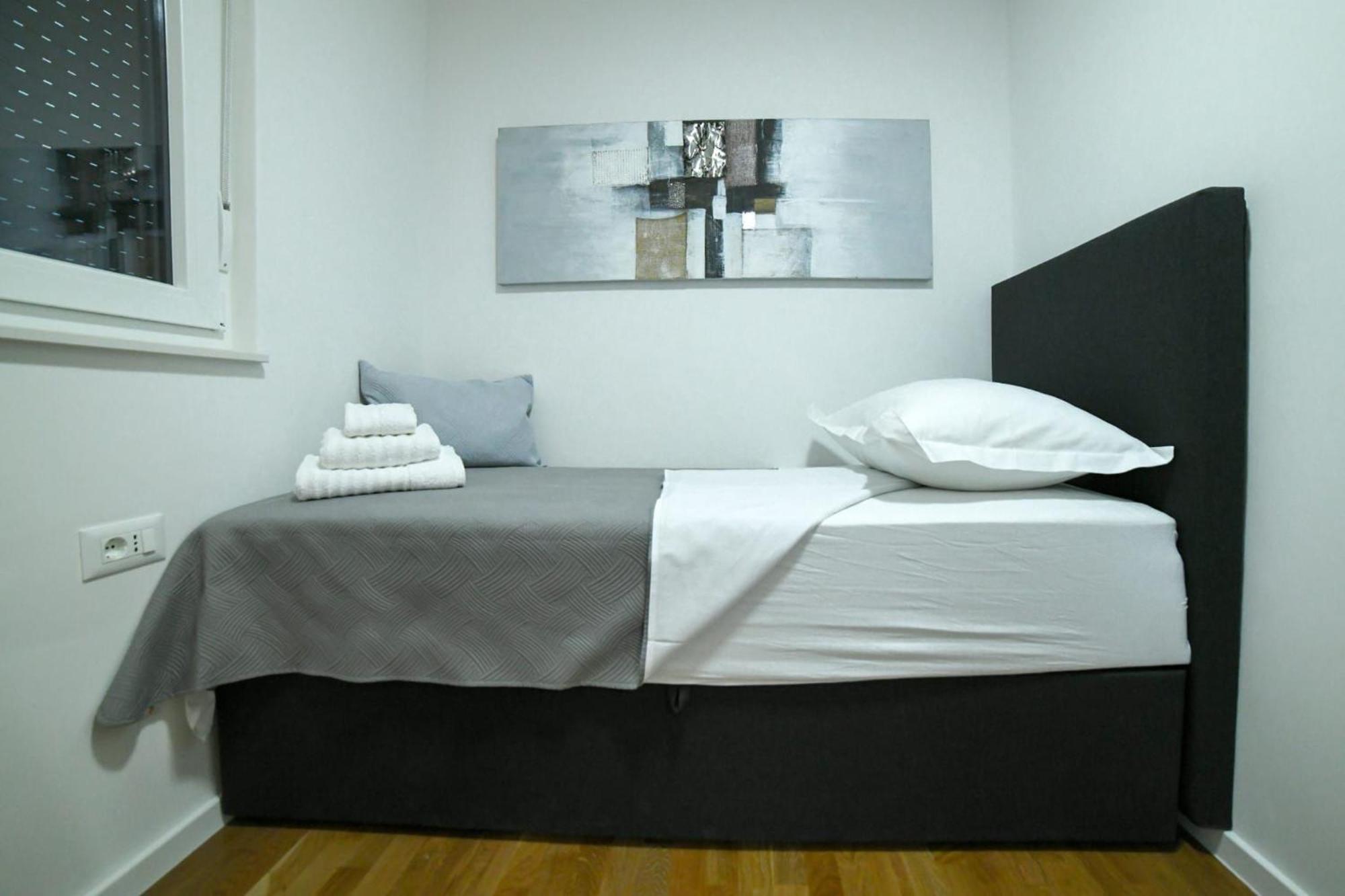 Cesarica Apartmán *